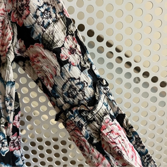 Billabong Floral Long-sleeved Vee Neck Beach Sun Dress Size Small/Med GUC - Picture 5 of 13